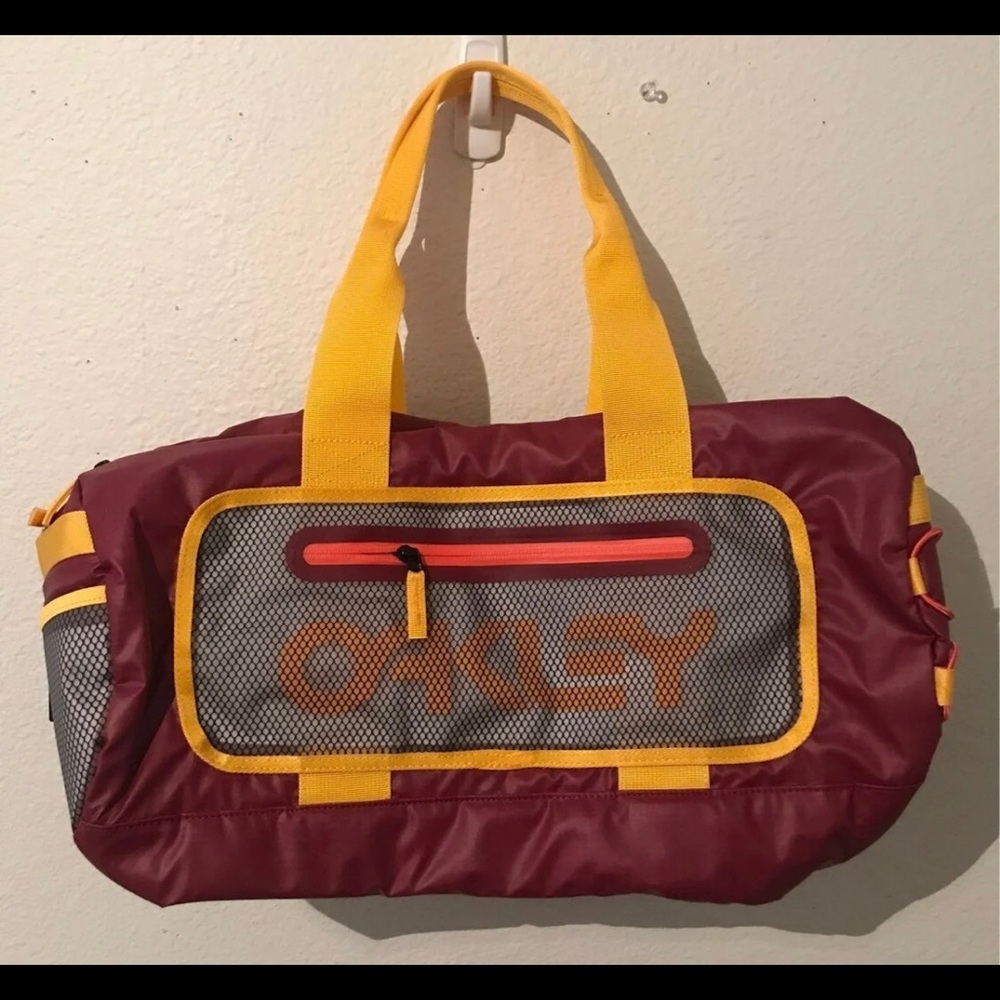 Oakley NEW  Duffel Bag